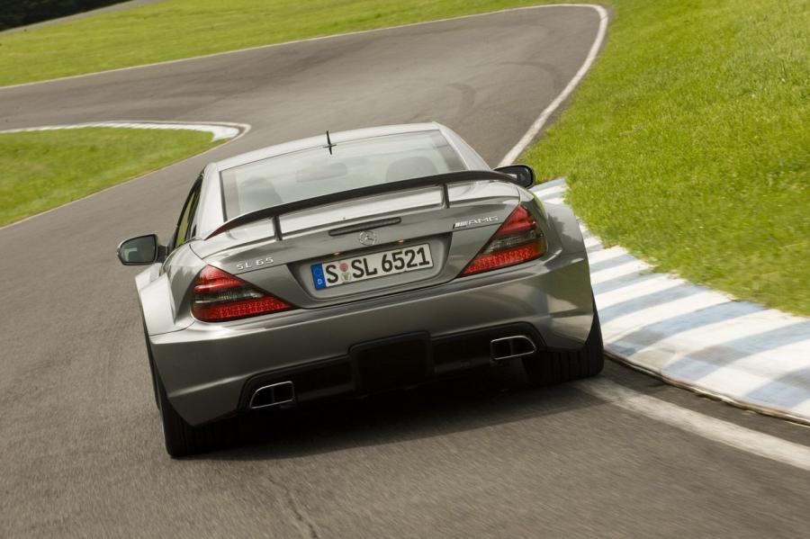  Mercedes-Benz SL65 AMG Black Series 2009 года  (фото 22 из 45)